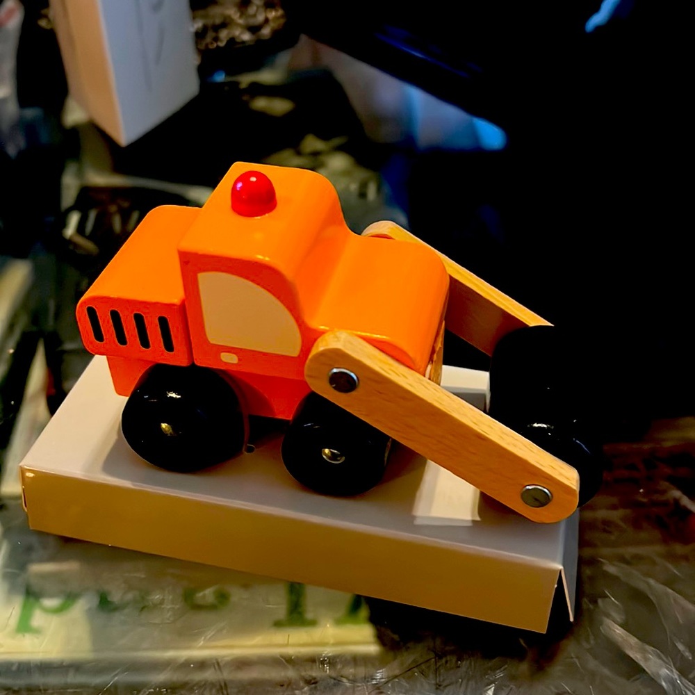 Small Foot Wooden Road Roller